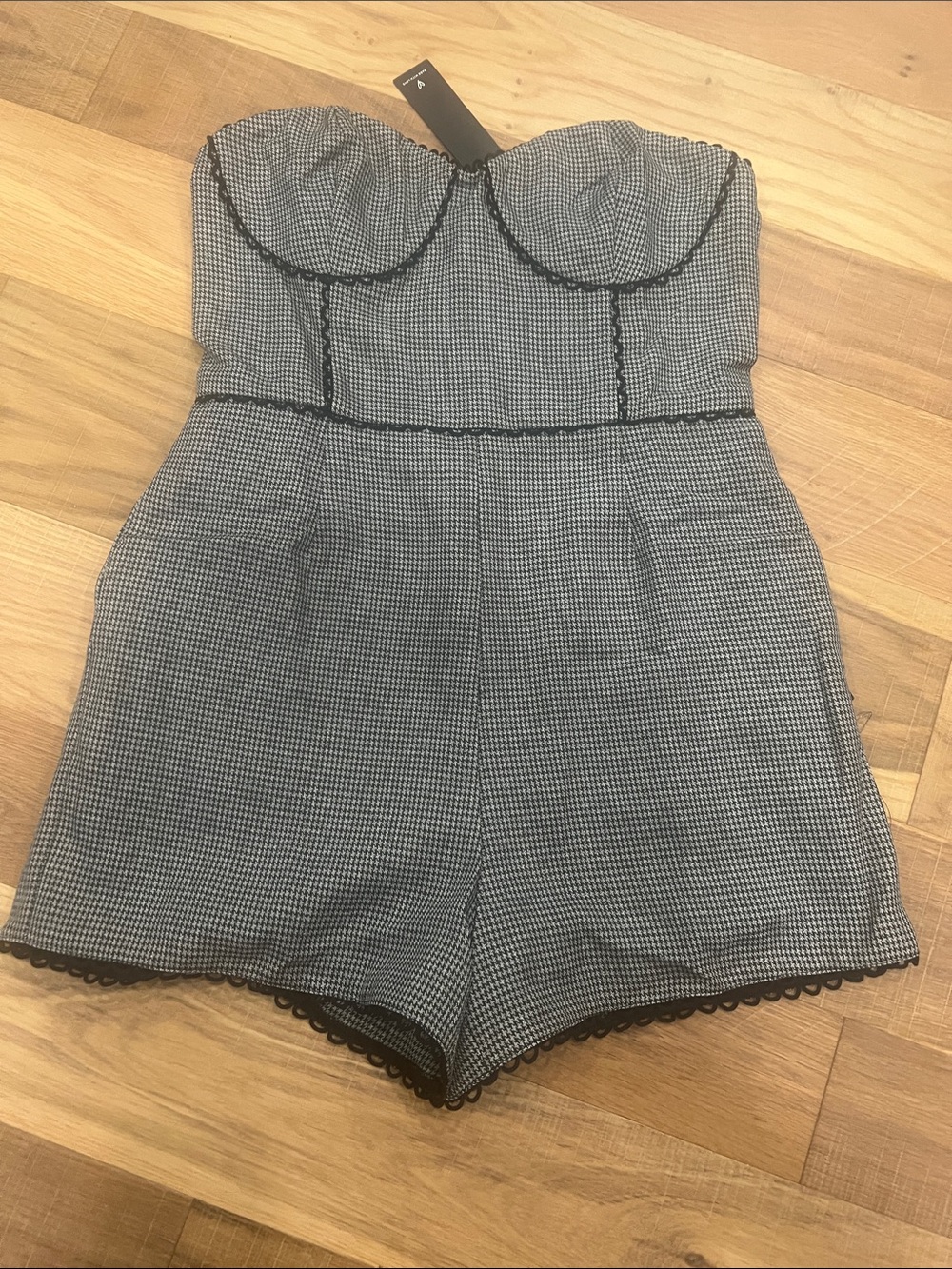 Lulu's Black & White Strapless Gingham Romper with Scalloped Trim